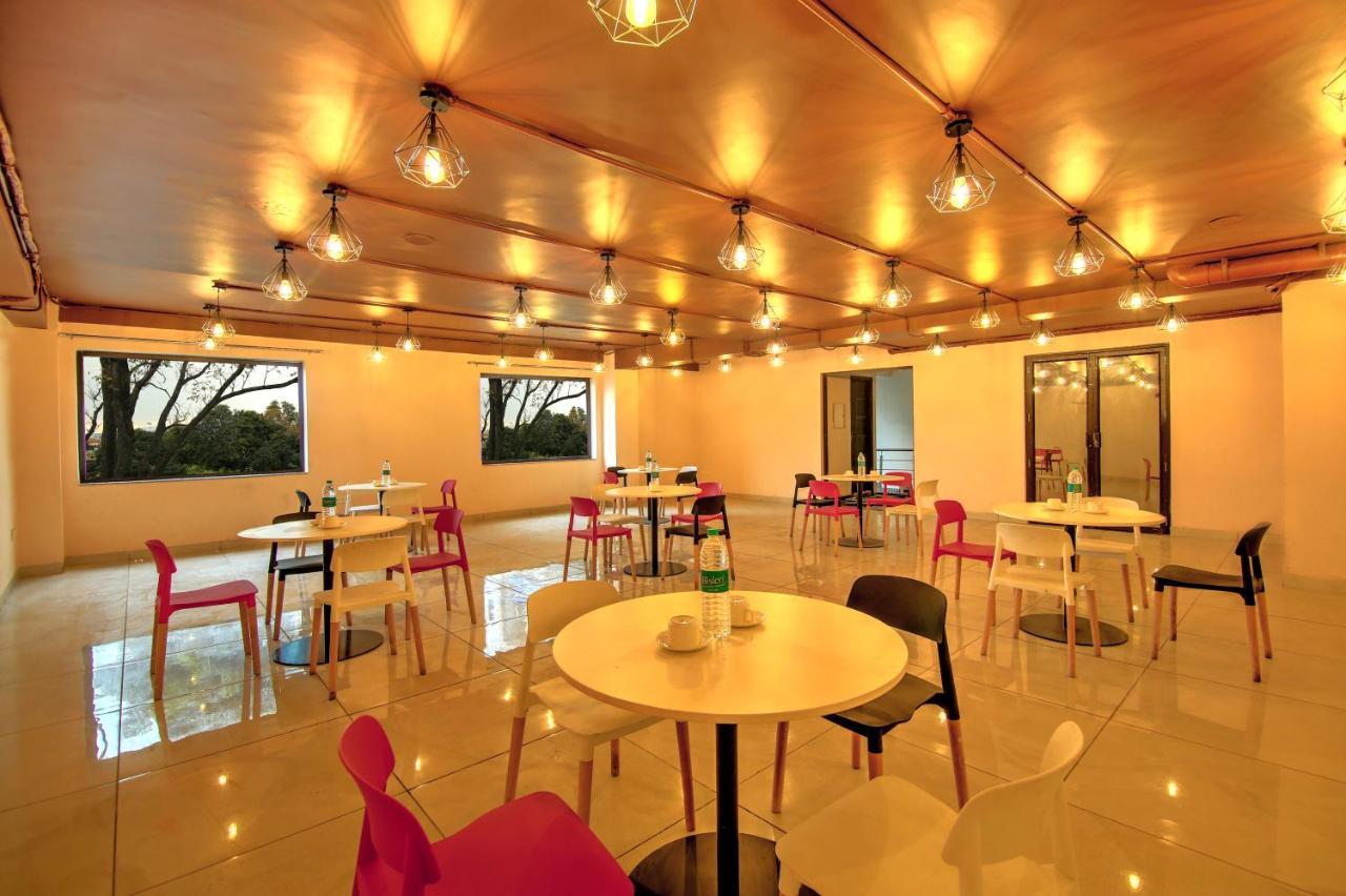 Artisan Rooms New Delhi Exterior photo